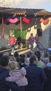 Otroško pustovanje na Lipovem listu; Vir: Občina Sežana